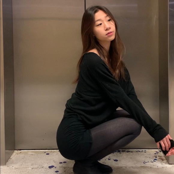 Meet your Posher, Erica - Picture 3 of 5